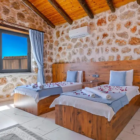 Querencia Szálloda 4*